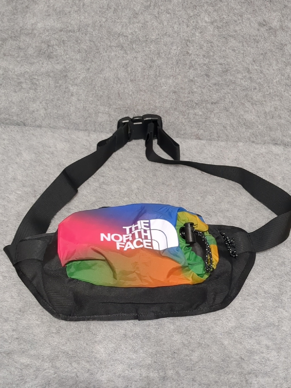 The North Face Bozer Hip Pack III–S, Multicolor NWOT - Picture 3 of 12